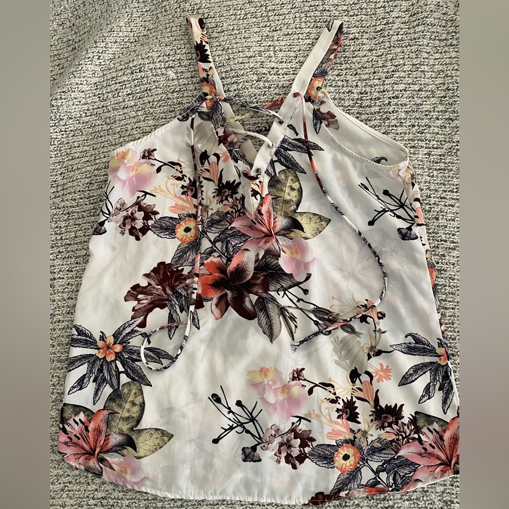 Daytrip Front lace-up top